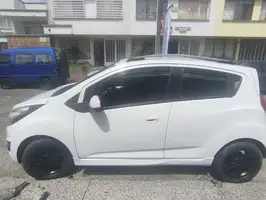 2025  Chevrolet 2014 - Image 5