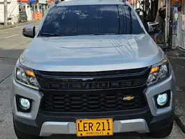 2023  Chevrolet Colorado - Image 2