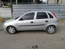 2007  Chevrolet Corsa - Image 2