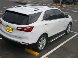 2020  Chevrolet Equinox - Image 2