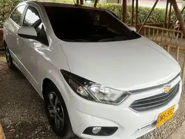 2017  Chevrolet Onix - Image 2