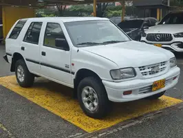 2000  Chevrolet Rodeo - Image 3