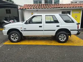 2000  Chevrolet Rodeo - Image 5