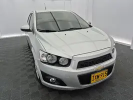 2016  Chevrolet Sonic - Image 3