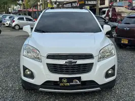 2014  Chevrolet Tracker - Image 2