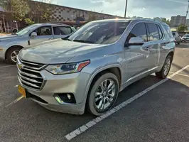 2019  Chevrolet Traverse - Image 4
