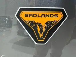 2025  Ford Bronco - Image 5