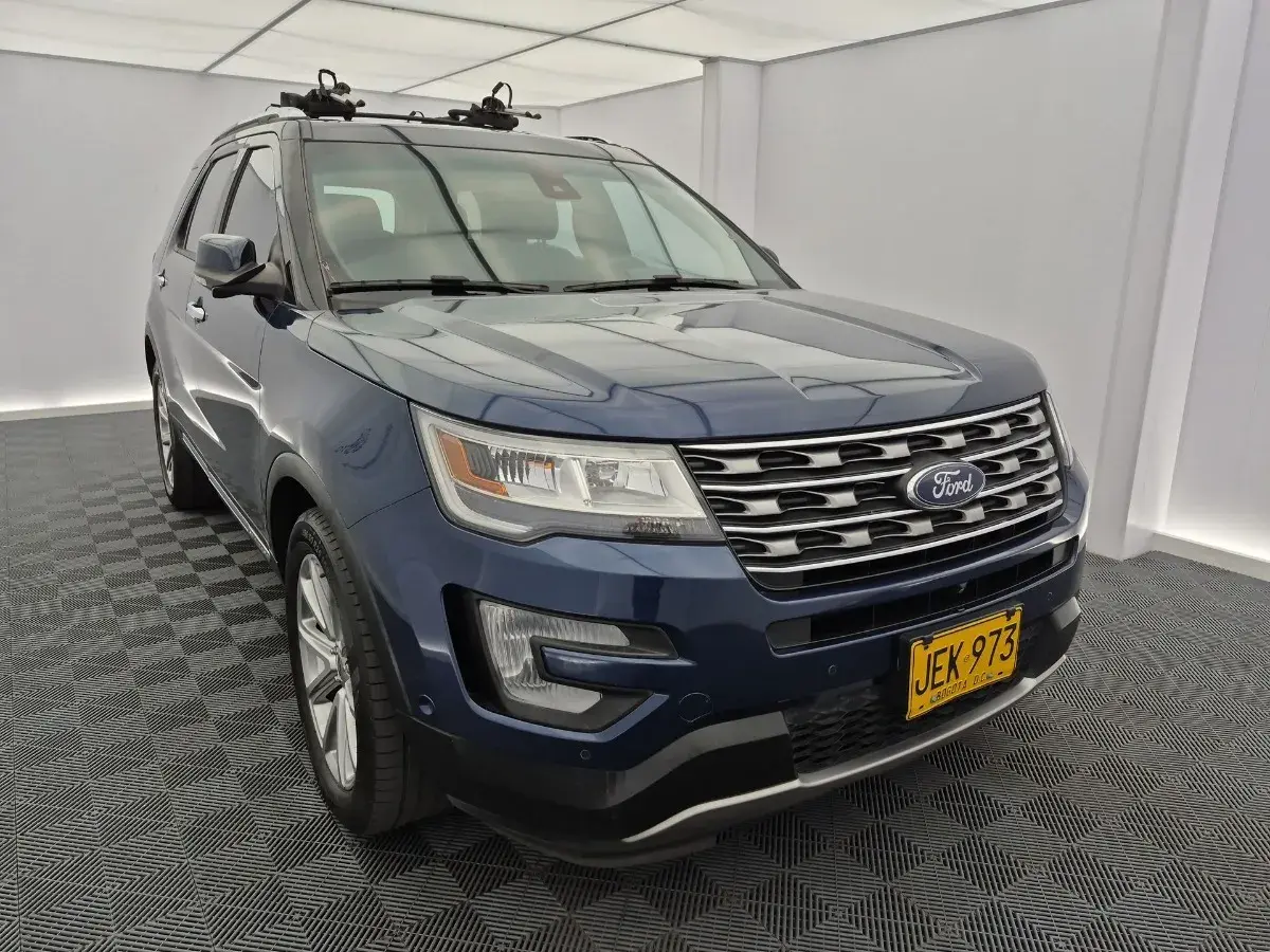 2017  Ford Explorer