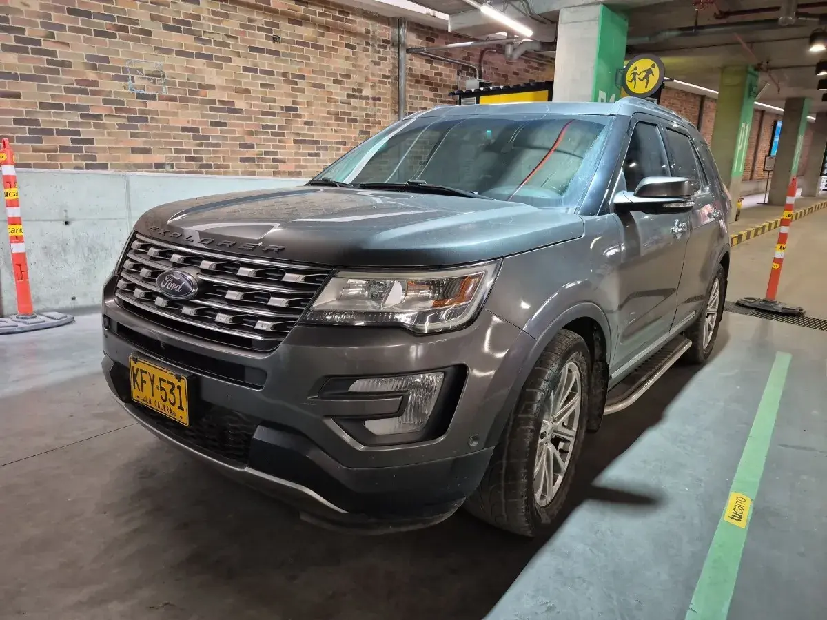 2017  Ford Explorer