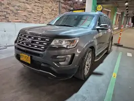 2017  Ford Explorer - Image 4