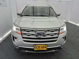 2019  Ford Explorer - Image 4