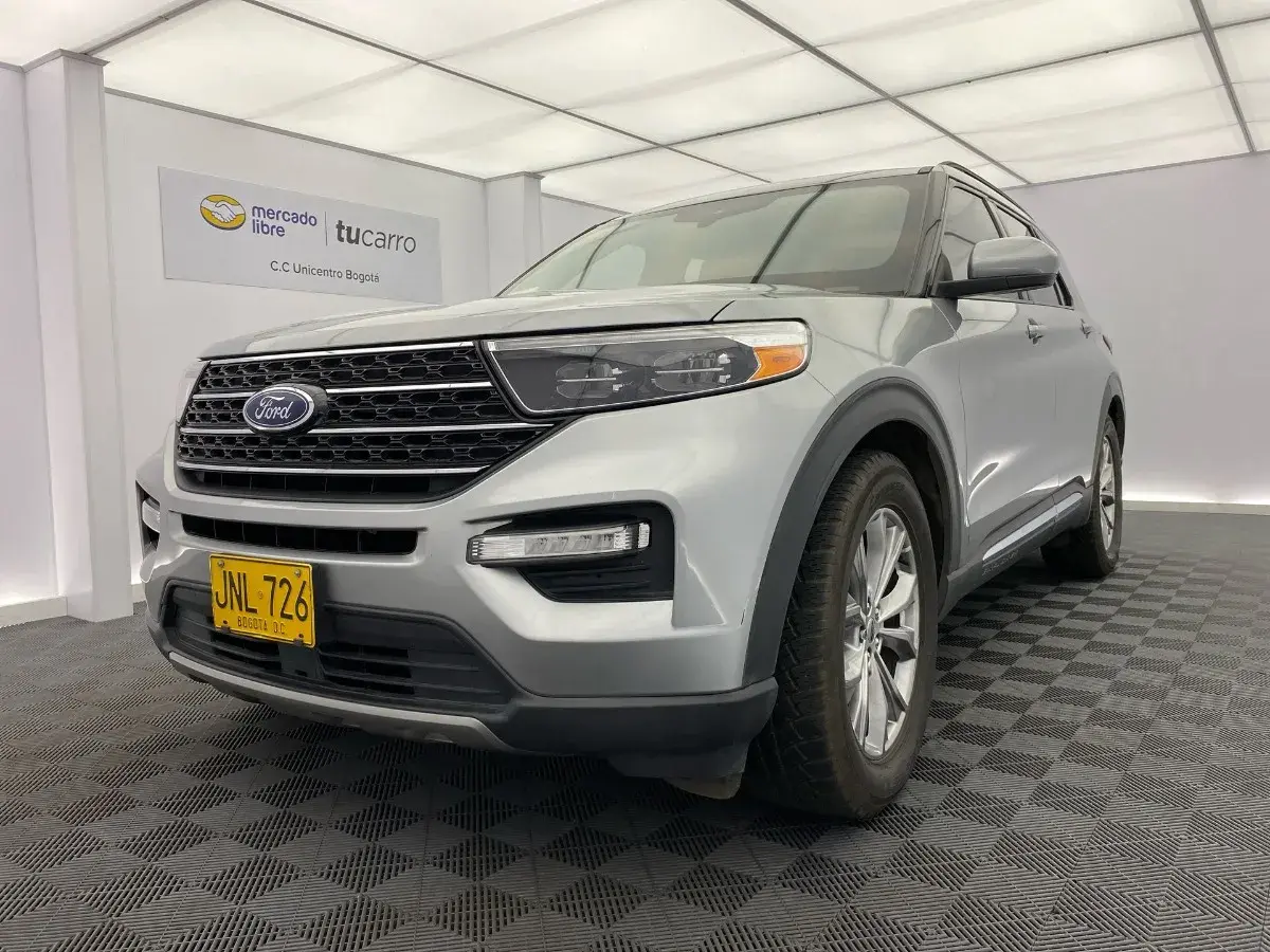 2020  Ford Explorer