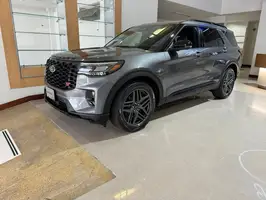 2025  Ford Explorer - Image 1