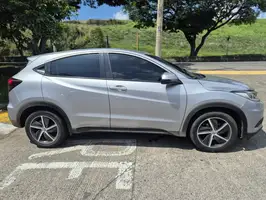 2021  Honda Hr - Image 4