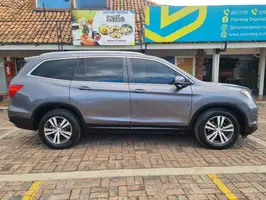 2017  Honda Pilot - Image 4