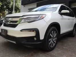 2019  Honda Pilot - Image 2