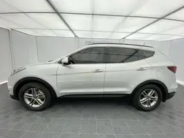 2016  Hyundai Santa - Image 5