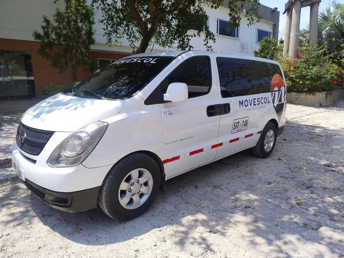 2016  Hyundai Starex