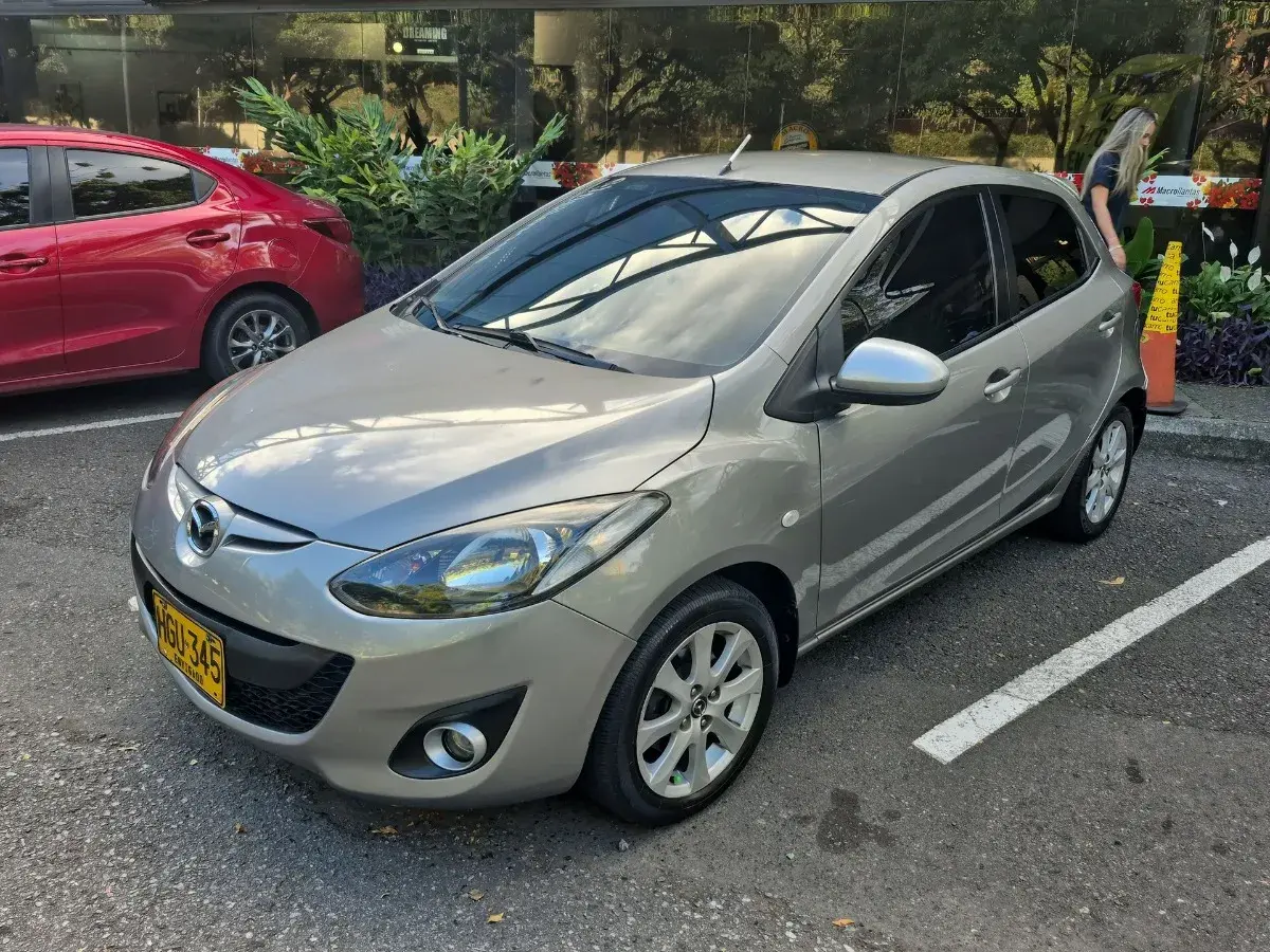 2014  Mazda 2