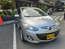 2014  Mazda 2 - Image 2