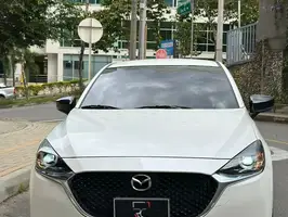 2024  Mazda 2 - Image 3
