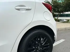 2024  Mazda 2 - Image 4