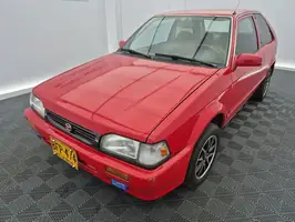1995  Mazda 323 - Image 3