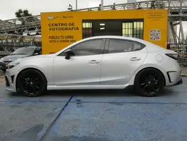 2017  Mazda 3 - Image 4