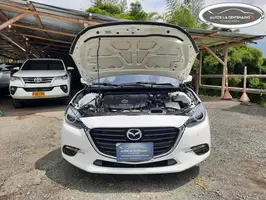 2020  Mazda 3 - Image 2