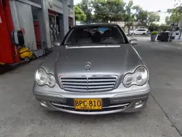 2005  Mercedes Unknown - Image 2