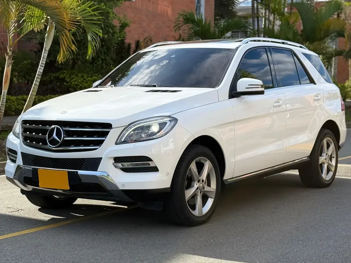 2015  Mercedes Unknown