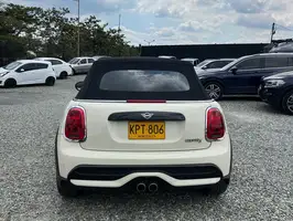 2022  Mini Cooper Unknown - Image 4