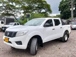 2018  Nissan Frontier - Image 3