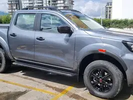 2025  Nissan Frontier - Image 2