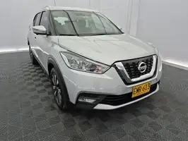 2019  Nissan Kicks - Image 2