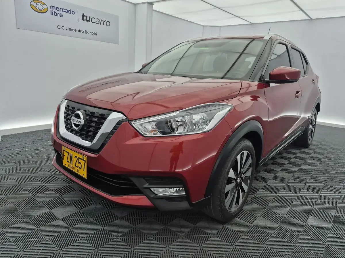 2020  Nissan Kicks
