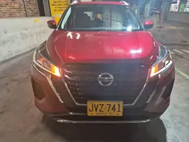 2022  Nissan Kicks - Image 4