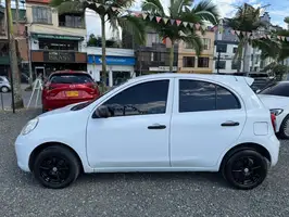 2018  Nissan March - Image 4