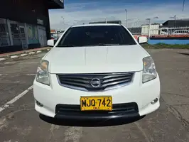 2013  Nissan Sentra - Image 1