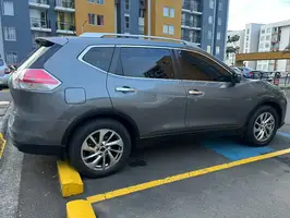 2018  Nissan X - Image 4