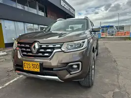 2017  Renault Alaskan - Image 4