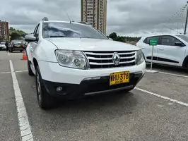 2015  Renault Duster - Image 3