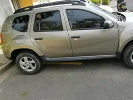 2020  Renault Duster - Image 4