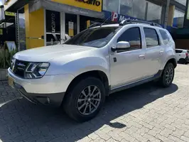 2020  Renault Duster - Image 4