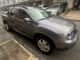 2021  Renault Duster - Image 2