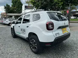 2023  Renault Duster - Image 3