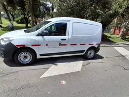 2022  Renault Kangoo - Image 2