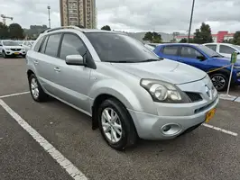 2012  Renault Koleos - Image 2