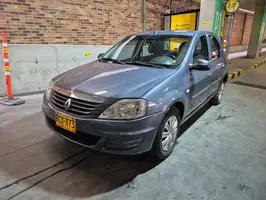 2011  Renault Logan - Image 4