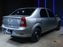 2015  Renault Logan - Image 4